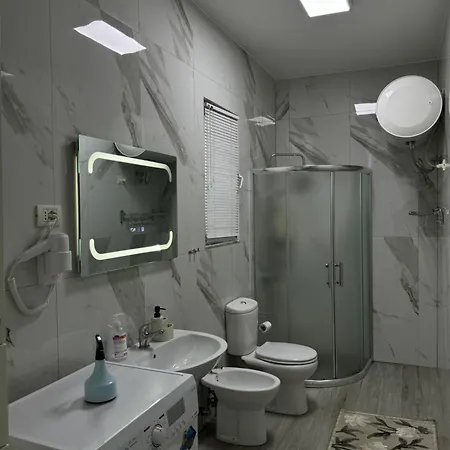 Konukevi Angel's Tiran