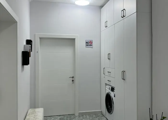 Angel's 招待所 地拉那